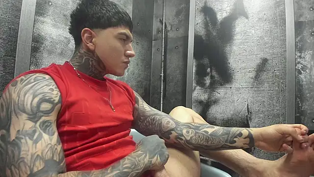 Gury_tattoo Chat XXX live