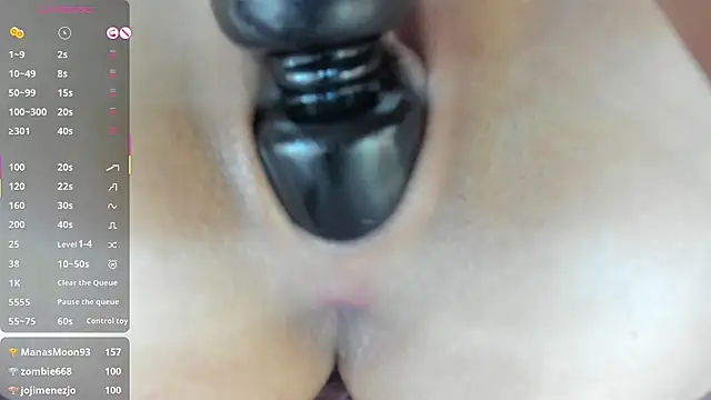 scarlethh_18's Live XXX Chat