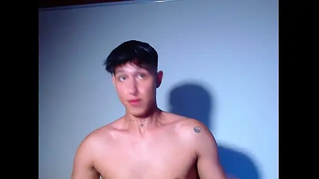 rowanbig's Live XXX Chat