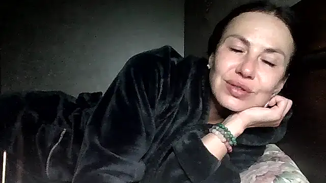 JulianaGold1 Live XXX-Chat