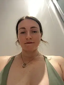 BonnieUKx's Live XXX Chat