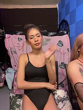 Bomb_Maddy Live XXX Chat