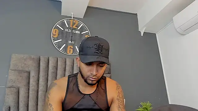 Chatroom XXX en direct de Robin_Rief