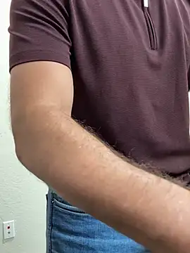 Czat XXX na żywo – Luvs2Licky