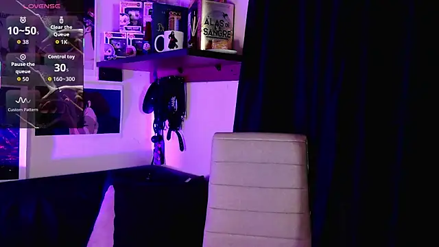 BLACKTSUKI7_'s Live XXX Chat