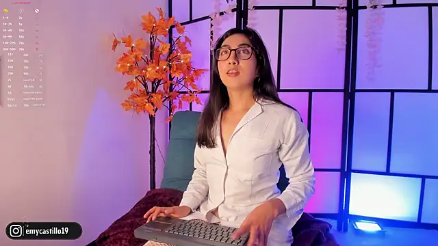 Chat +18 de eimy_castillo ao vivo
