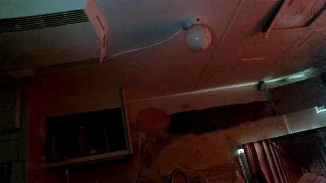 XXX chat uživo modela SexyB214