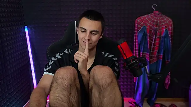 Hols_20 – Naživo XXX chat
