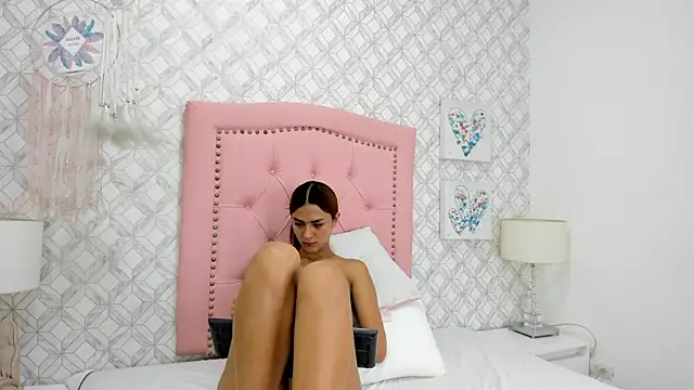 sofia_martinez_9's Live XXX Chat