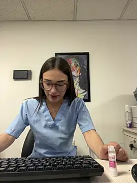 Czat XXX na żywo – Sweet_Milaa1