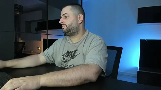 DravenPeak Chat XXX in diretta