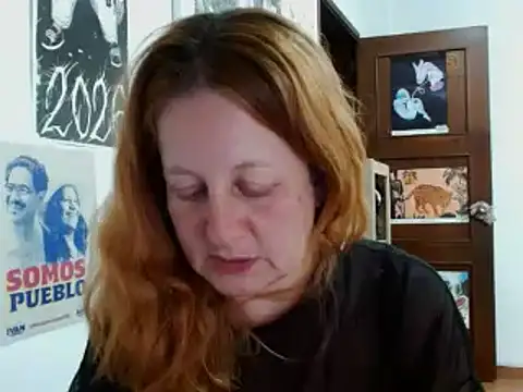 Chatroom XXX en direct de ViioletaMora