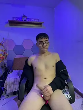 XXX chat uživo modela Andy_Norton