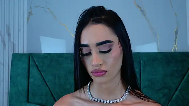 Chat +18 de sophieedear ao vivo