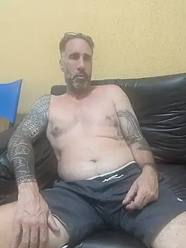 Tiojhonny Adlı Modelin Canlı XXX Sohbeti