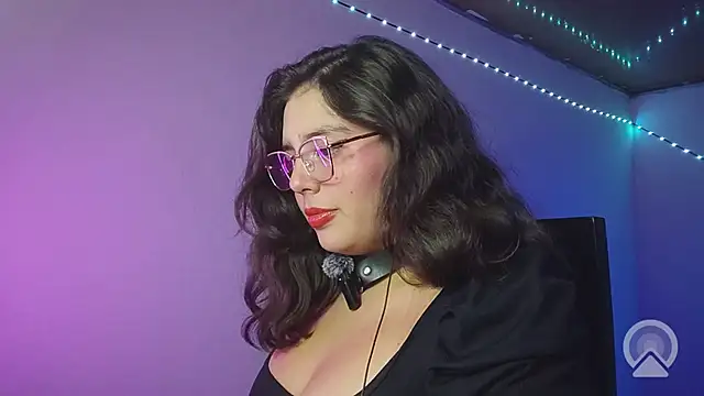 Pao_Ly élő XXX-chatje