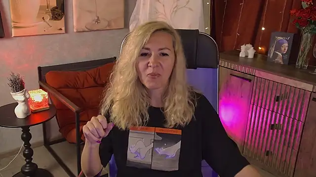 Czat XXX na żywo – DonnaSmitth