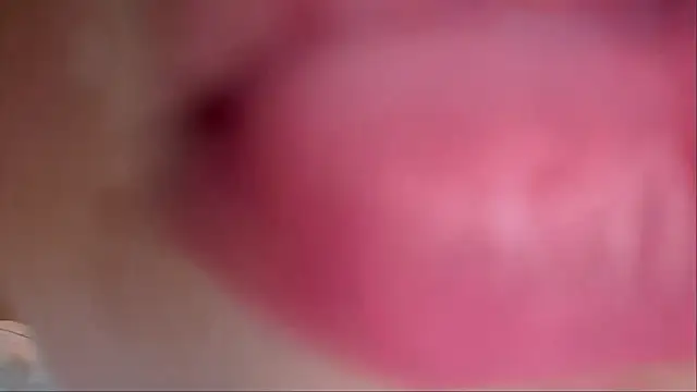 ExitedTrothのライブXXXチャット