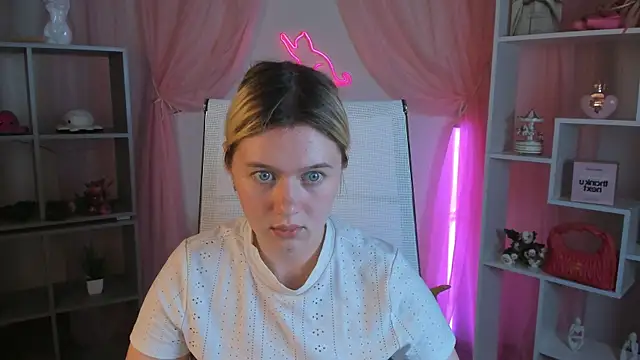 CelestineMauriac – Naživo XXX chat