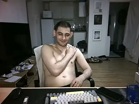 Chatroom XXX en direct de mihaimichael