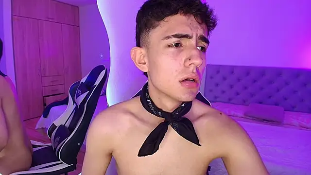 Eithan__wolf Chat XXX live