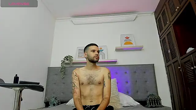 Онлайн чат XXX elliot_flame