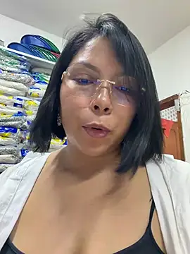 Онлайн чат XXX ISABELLA__LUNA
