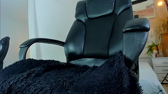 ANGEL_NICOLAS live XXX chat