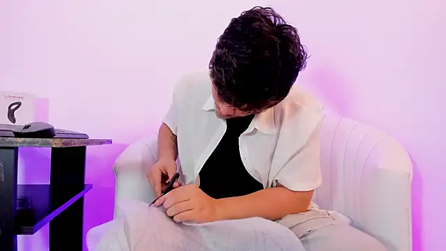 juanmechanic_ Chat XXX in diretta