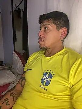 Show de webcam de Tatuadomoreno23cm