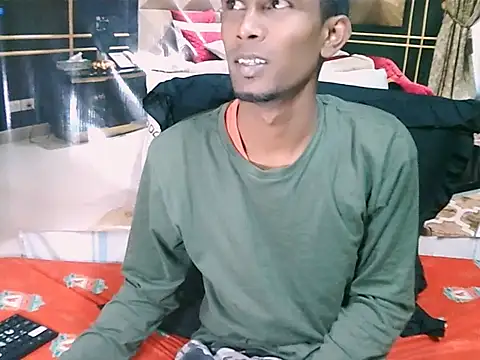 צ'אט XXX בשידור חי של IndianThuggin