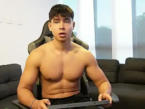 Bray_Kevin live XXX chat