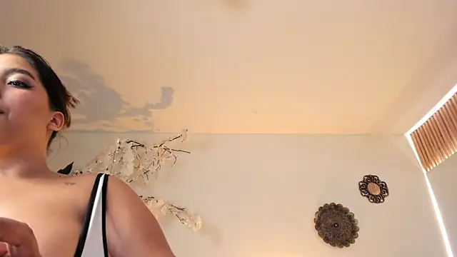 Ambarbrownn___'s Live XXX Chat