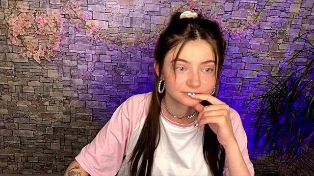 Živý XXX chat may_rollins