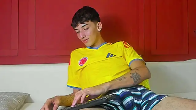 MichaelVasquex's Live XXX Chat