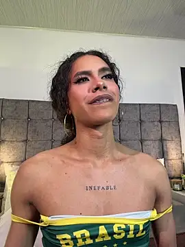 Chat +18 de LiaDuquette ao vivo