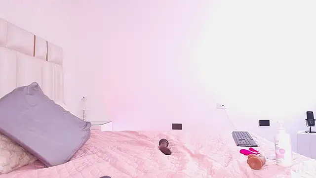 XXX chat uživo modela alanarose18