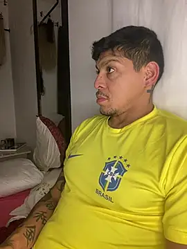 Show de webcam de Tatuadomoreno23cm