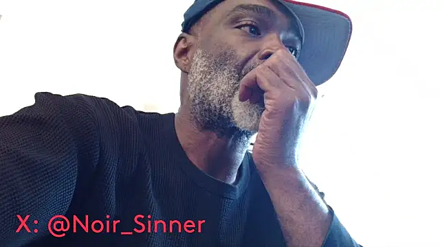 צ'אט XXX בשידור חי של sinnernoir