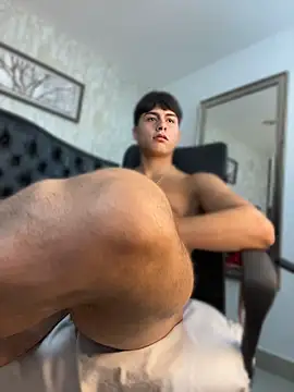 Lander_Cruz লাইভ XXX চ্যাট