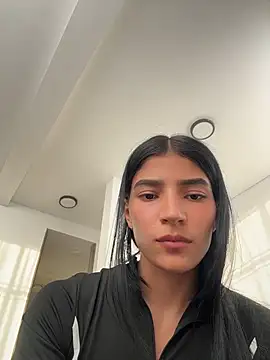 Ema_Rose_ Obrolan Langsung XXX
