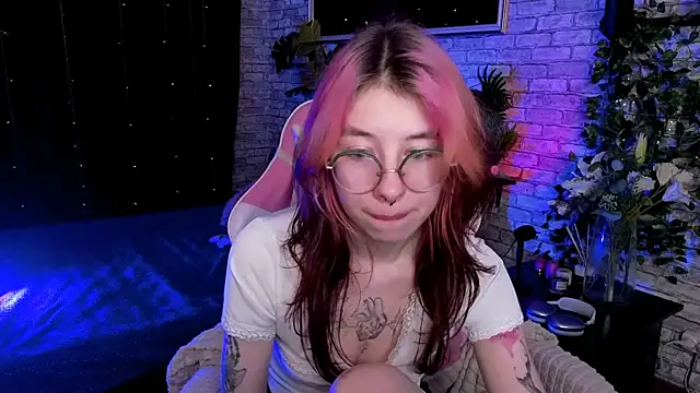 دردشة Alice_Nyx الجنسية المباشرة