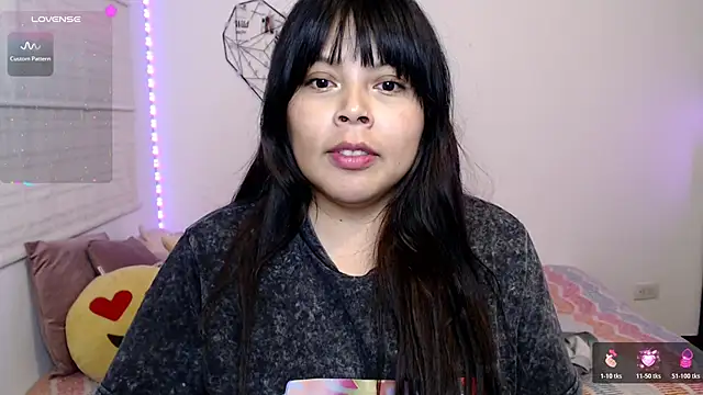 EllieMoonX's Live XXX Chat