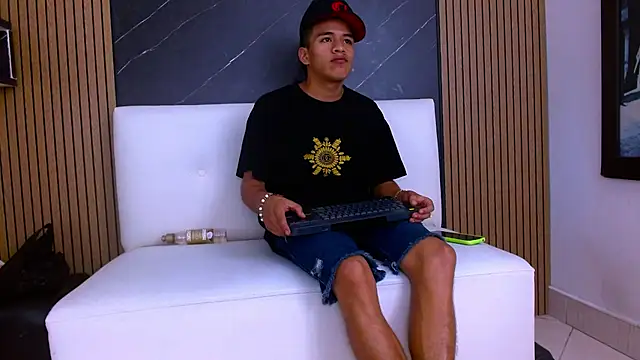 Czat XXX na żywo – Lian_Jacob
