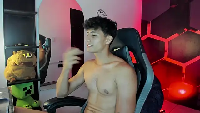 MaxiimoRomano_ 라이브 XXX 채팅