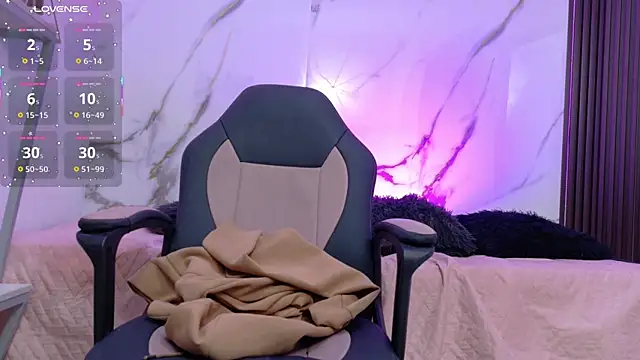 Czat XXX na żywo – dariah_jhonson