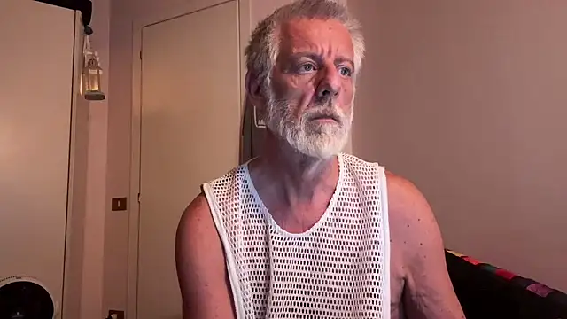 PierPesaroX Live XXX-Chat