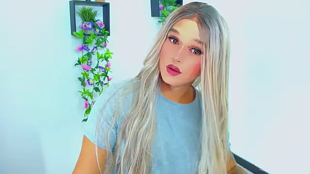 TaylorMonのライブXXXチャット