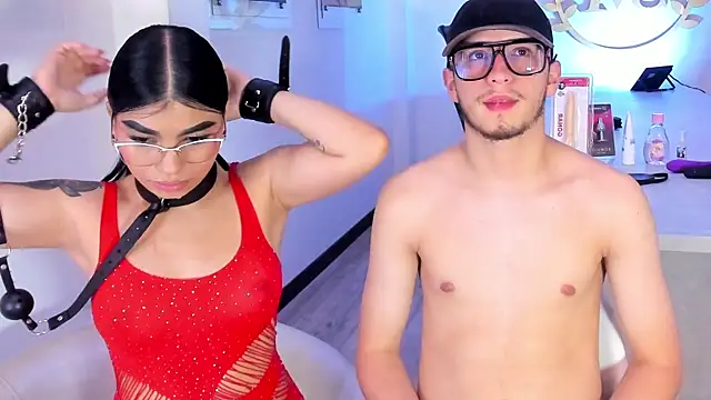 Chat +18 de MaiaLopez ao vivo