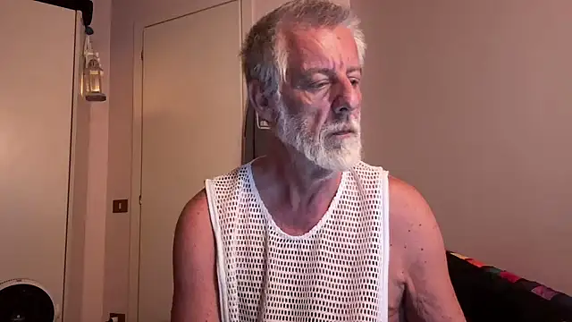 Chat XXX Live PierPesaroX